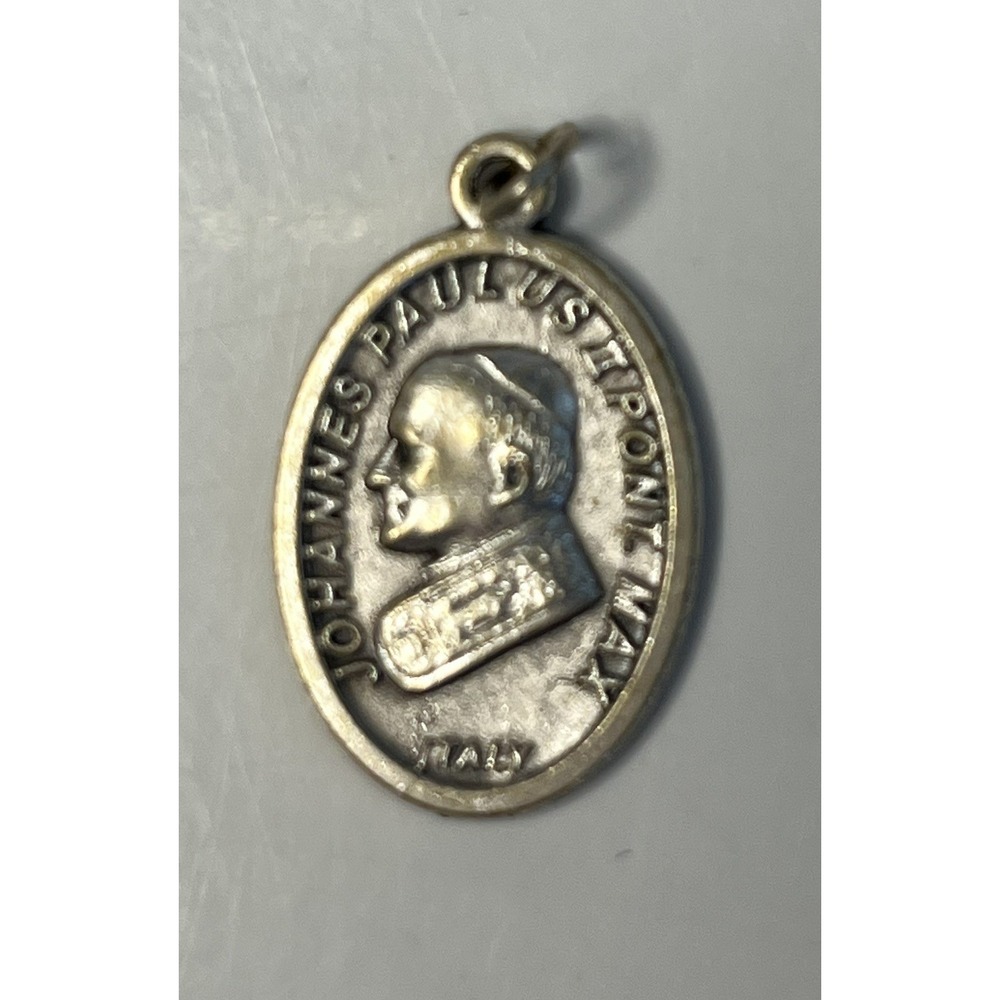 Vintage Pendant Medal Pope Saint John Paul II‎ & Benedict XVI Christian Religion